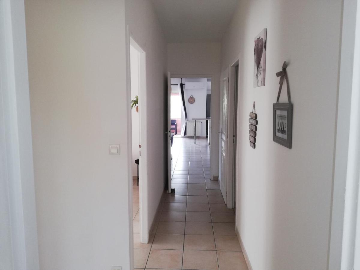 Superbe Appartement De 90M2 A Uzes Super Equipe Avec Garage Et Grand Parking Privatif Kültér fotó